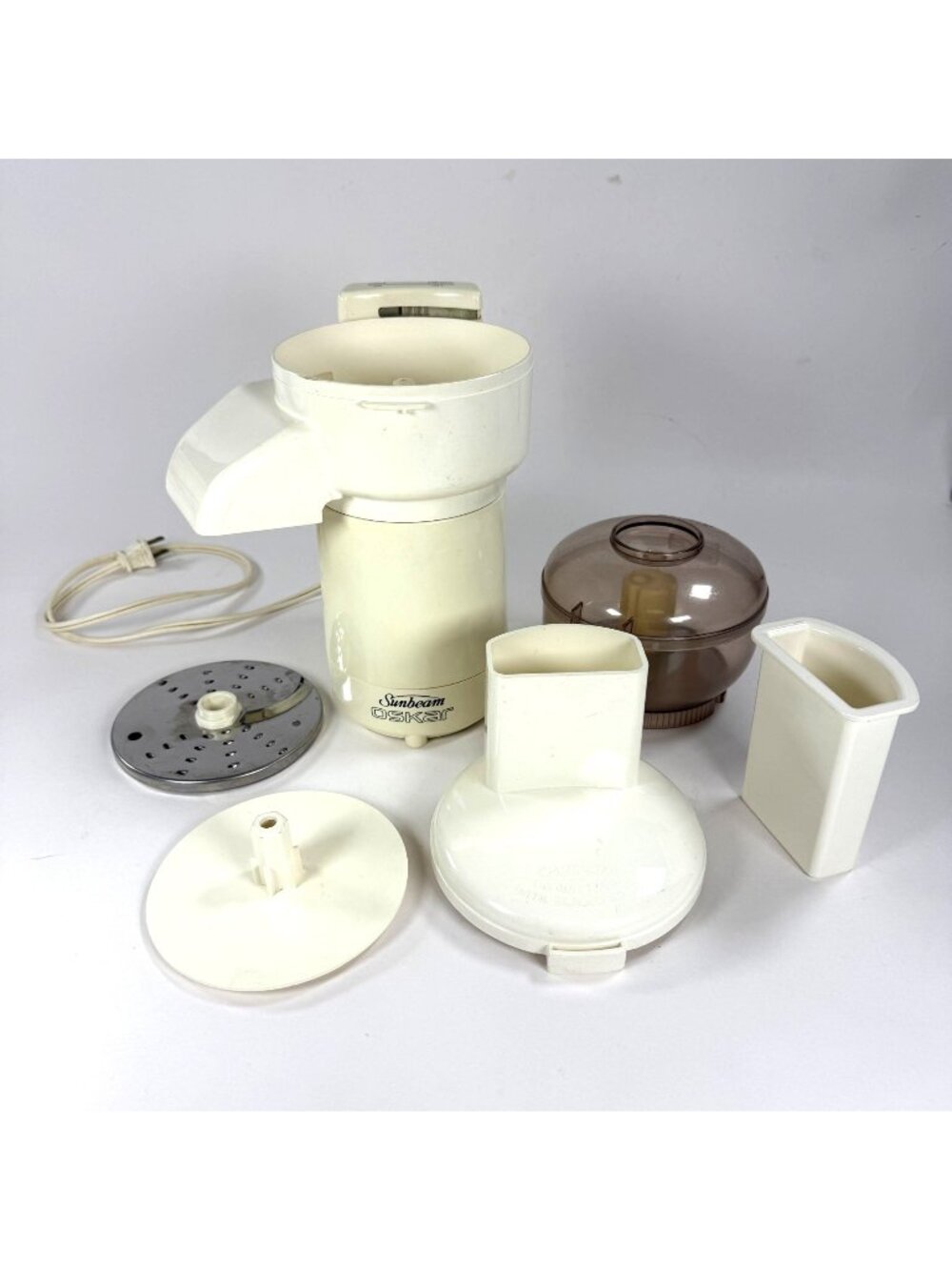 Sunbeam Oskar Model 14081 Food Processor Complete Set With Attachments 120 Volt